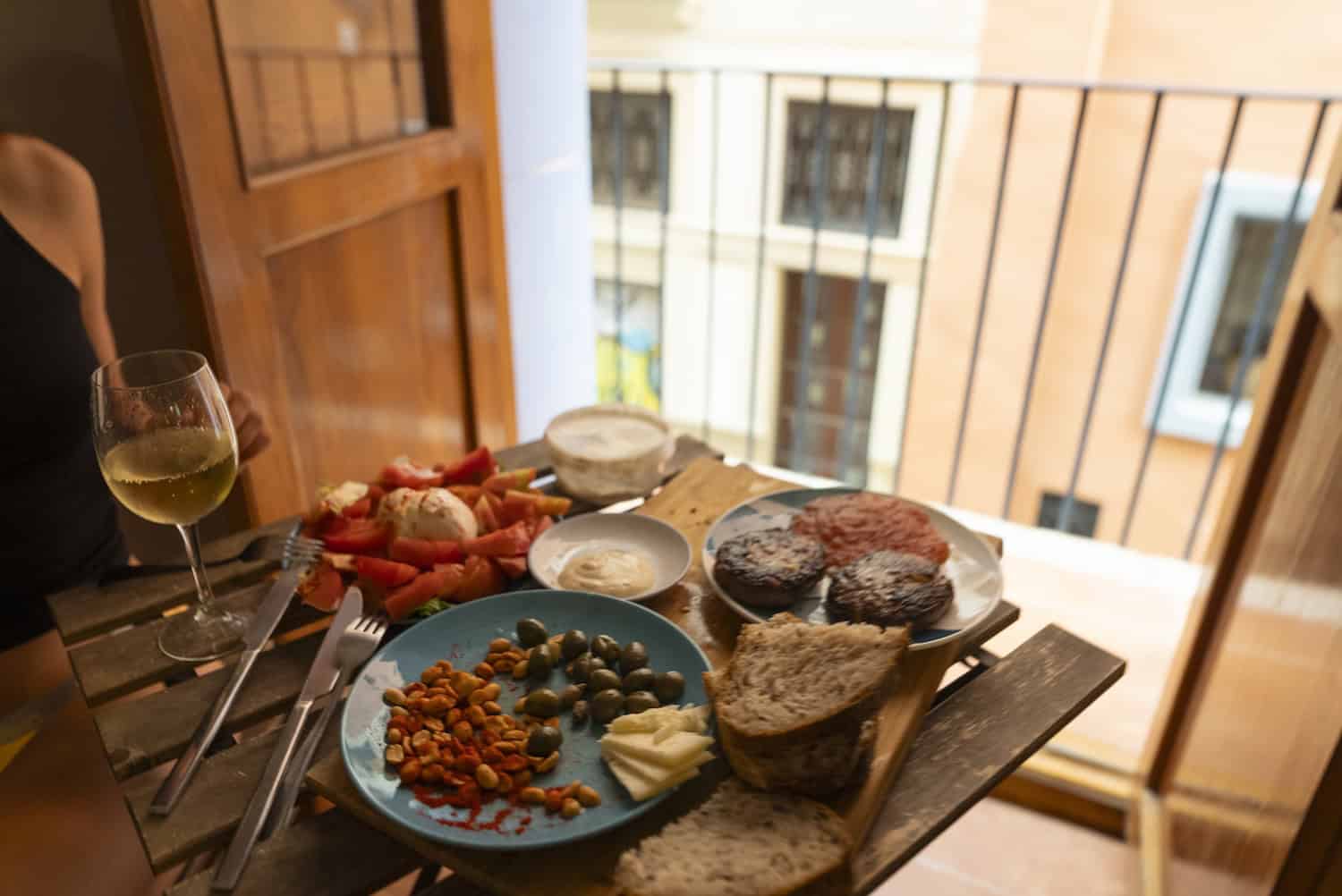 How To Pair Tapas And Cava Like A Local In Barcelona